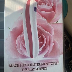 blackhead instrument with display screen